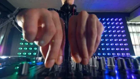 Knob Twisters
